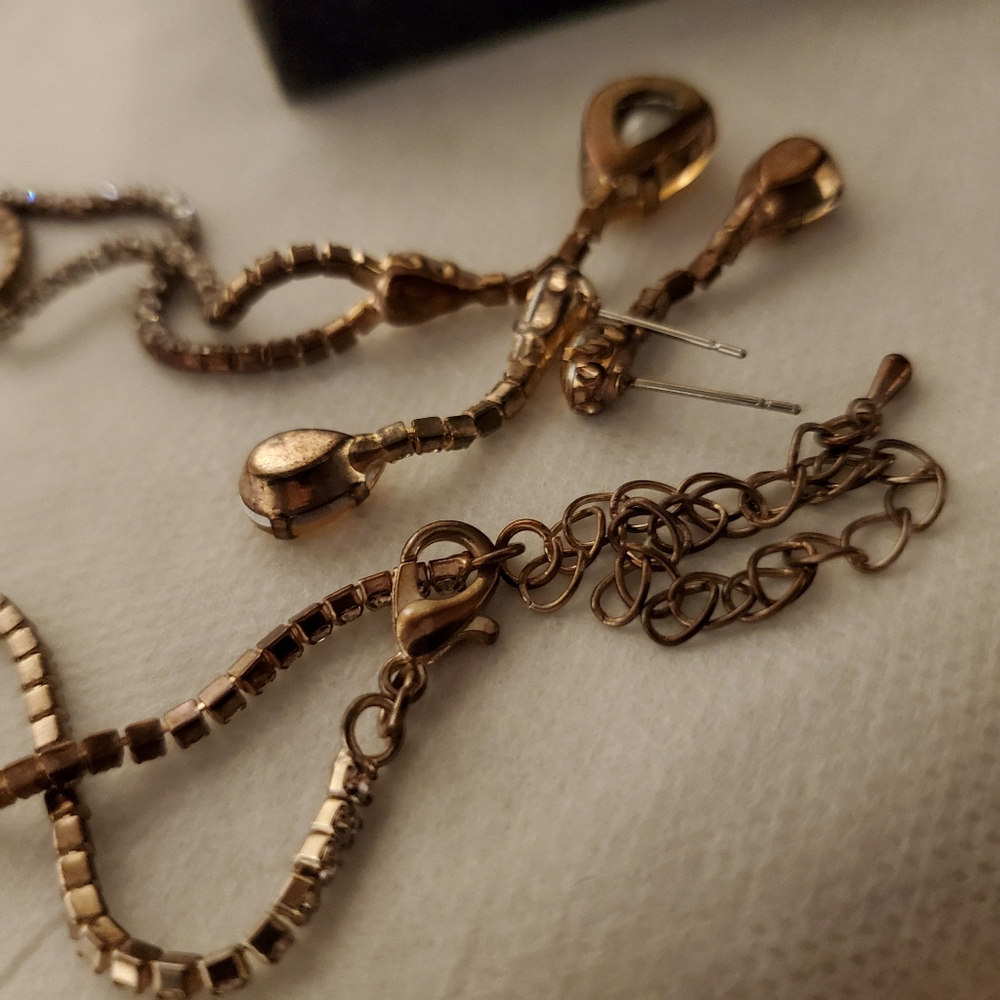 💙 GUC Rose Gold Jewelry Set - Picture 10 of 10